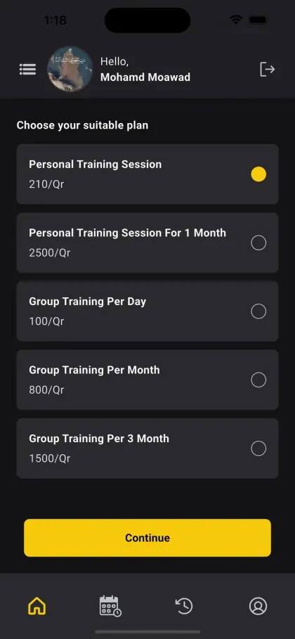 Q-Fight Gym app — choosing a membership plan, from a single personal session to a three-month group plan, priced in Qatari riyal